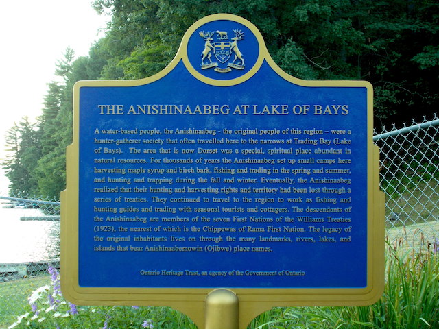 Plaque Photo