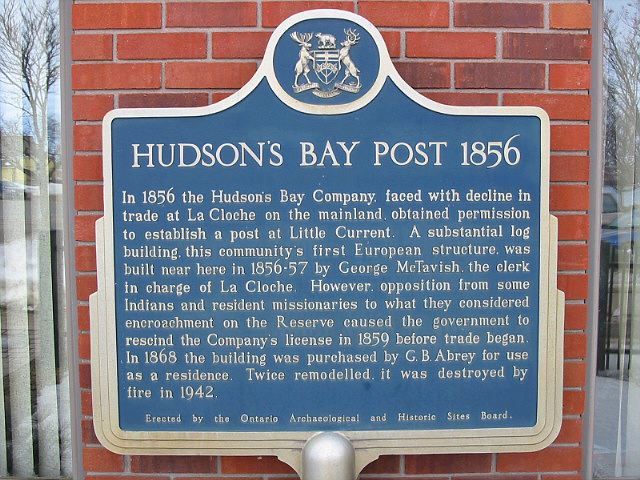 Plaque Photo