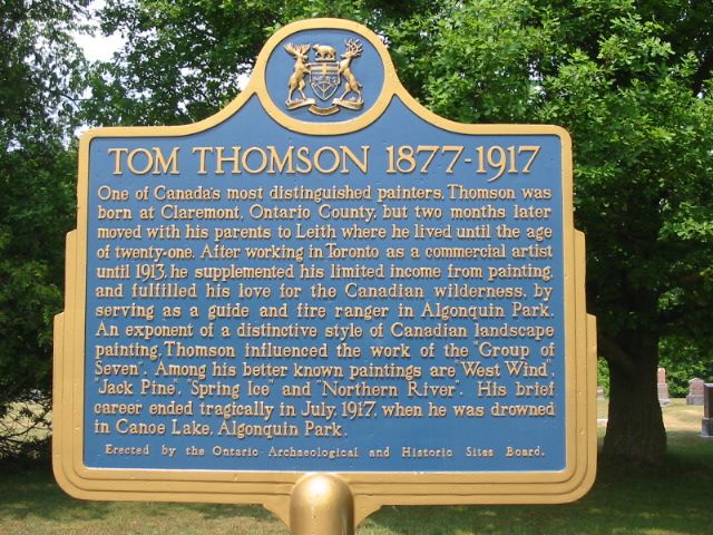 Plaque Photo