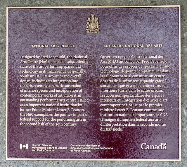 Plaque Photo